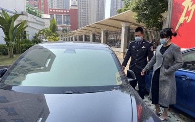 南宁一女子出租25万元私家车，结果租车人玩失踪然后……